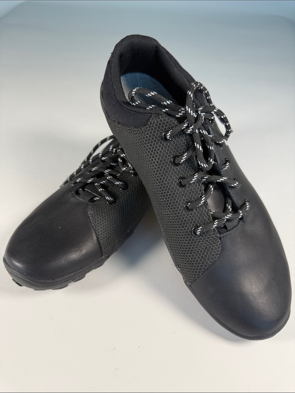 Vivo barefoot Women's Black Minimalist Athletic Sneakers